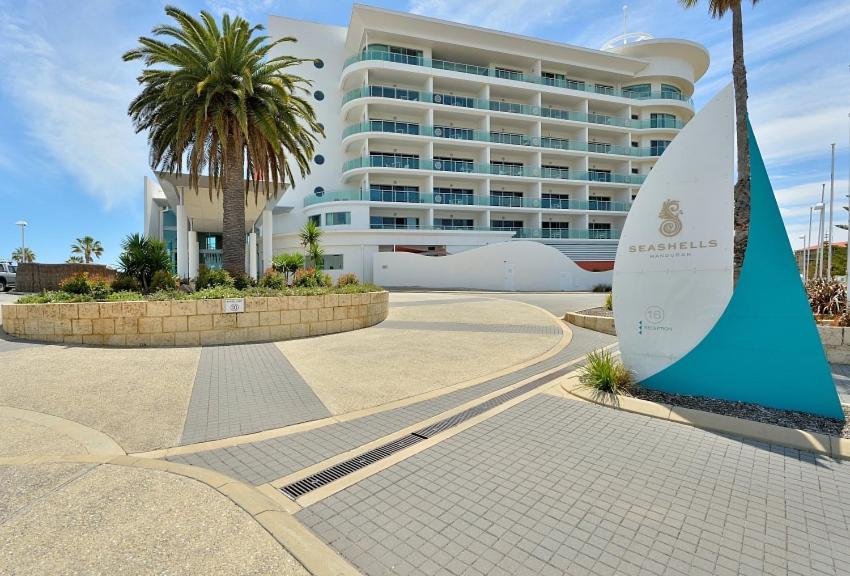 Tempel By The Sea Mandurah Exterior photo