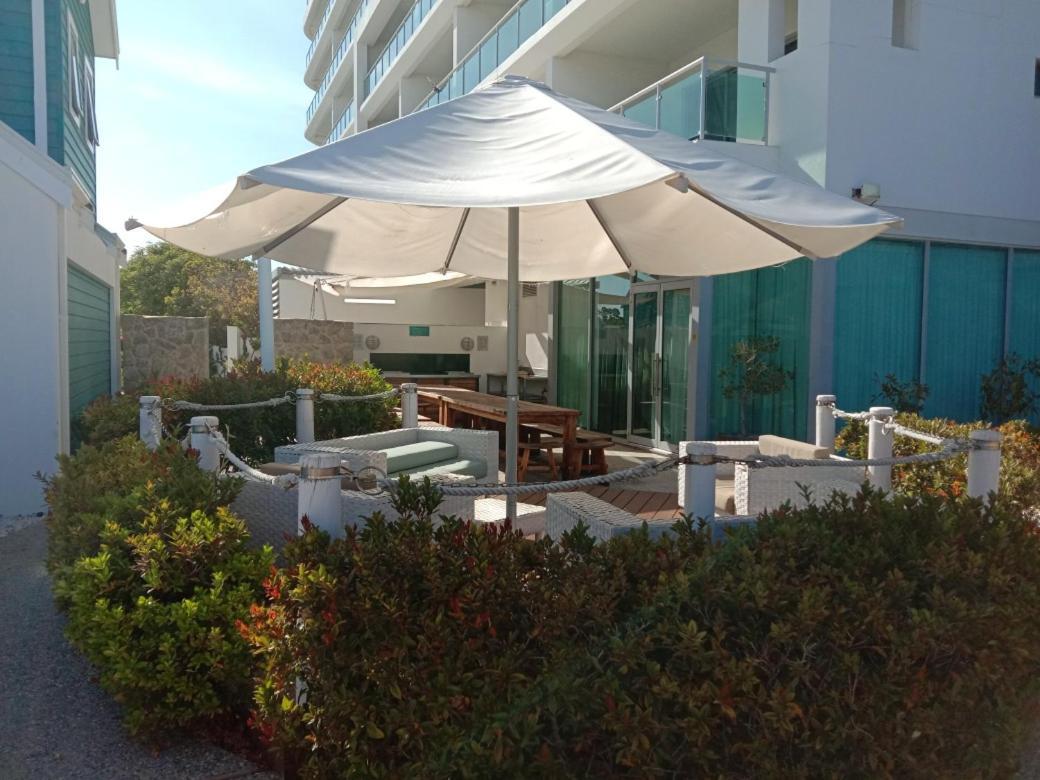 Tempel By The Sea Mandurah Exterior photo