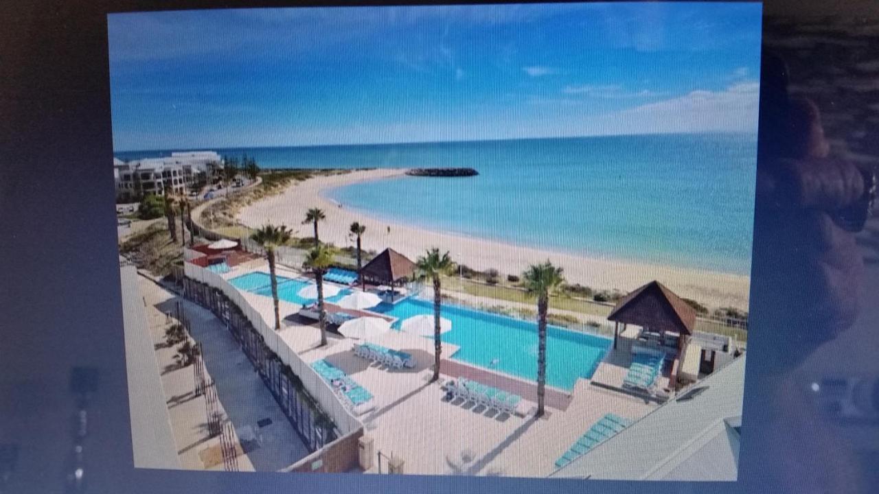 Tempel By The Sea Mandurah Exterior photo