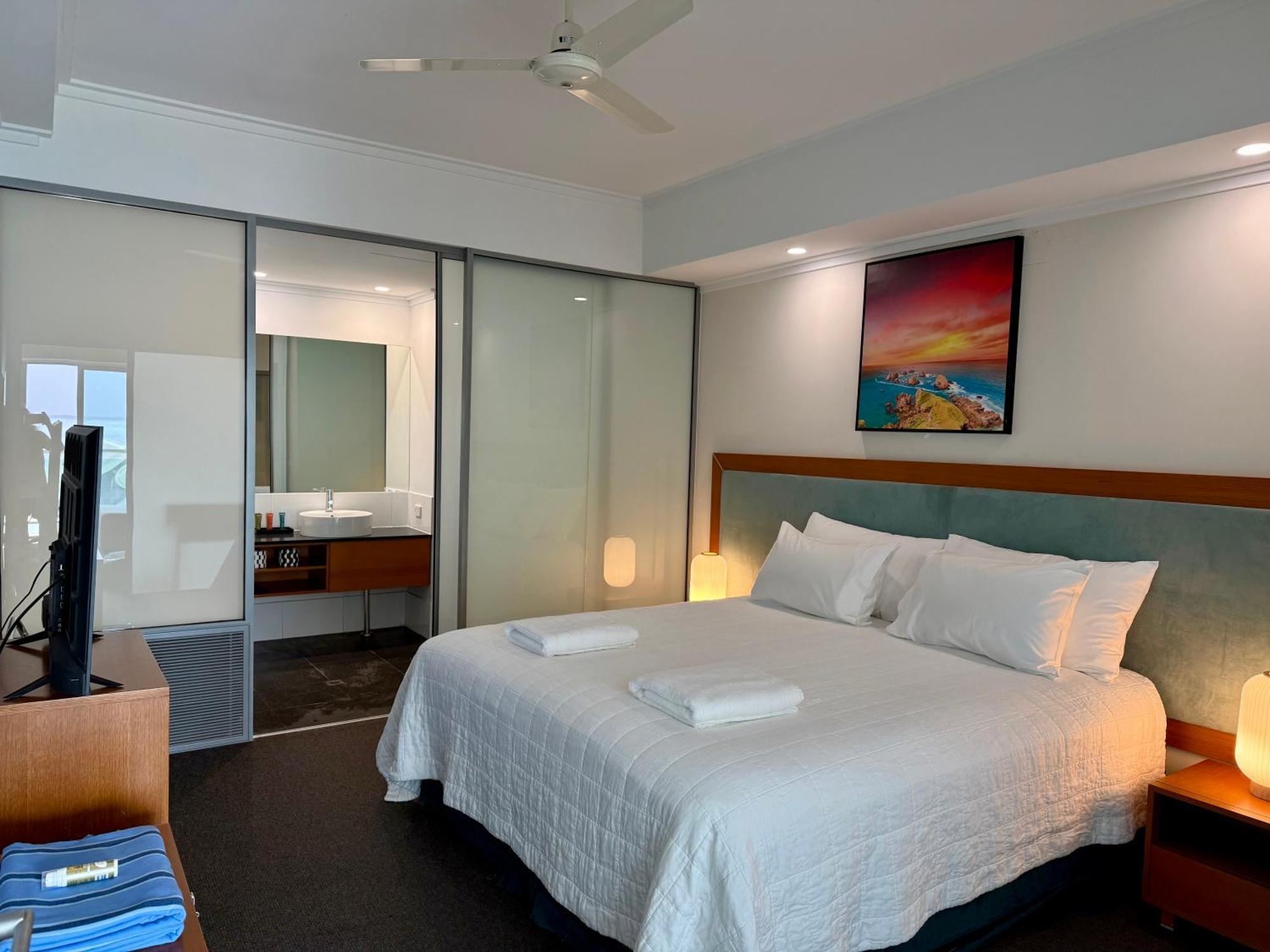 Tempel By The Sea Mandurah Exterior photo