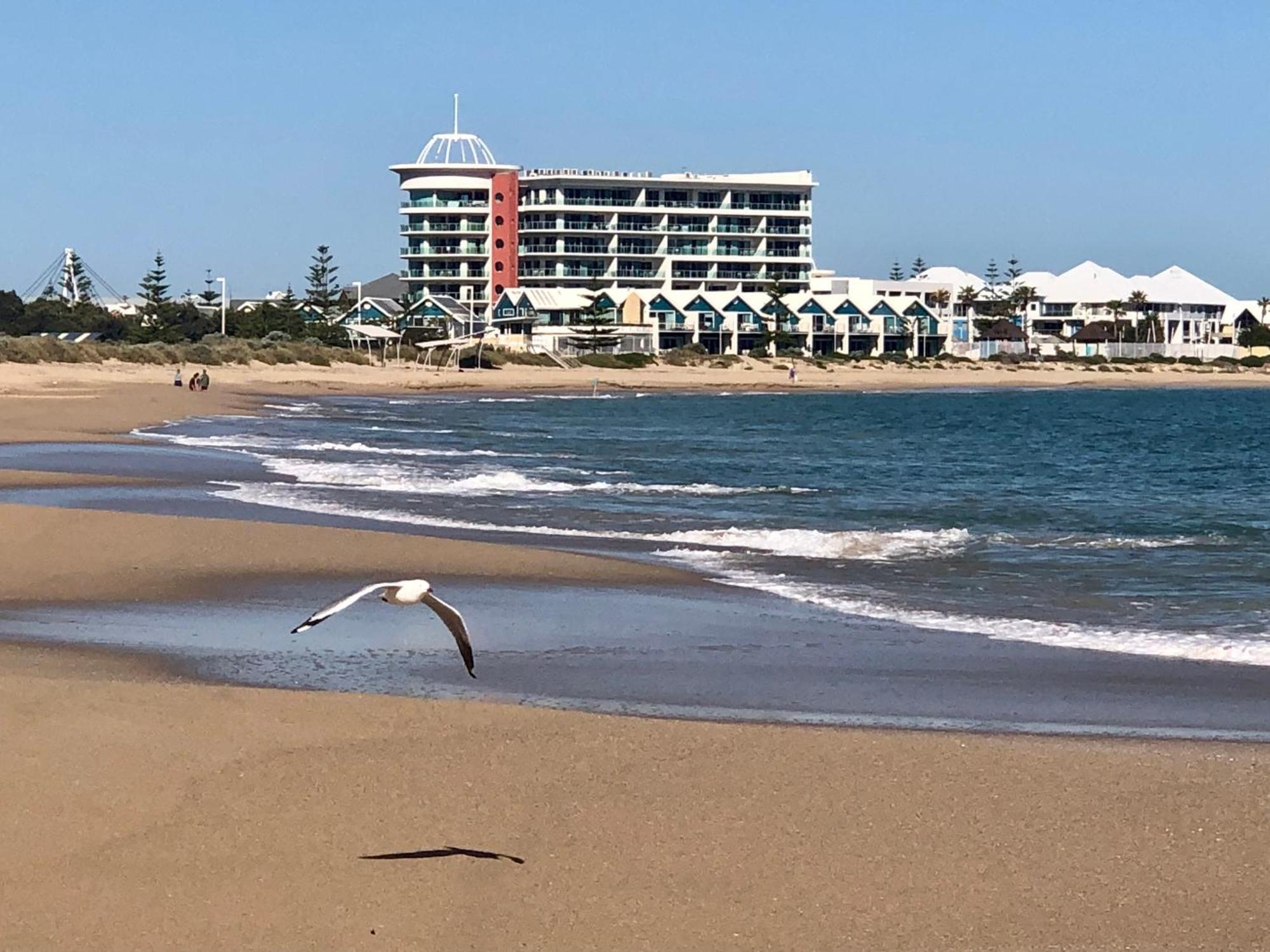 Tempel By The Sea Mandurah Exterior photo